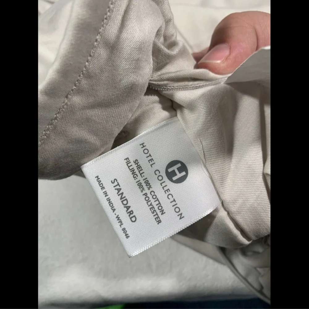 NEW $120 [ 1 Standard‎ ] Quilted Pillow Sham for Hotel Collection Opalescent